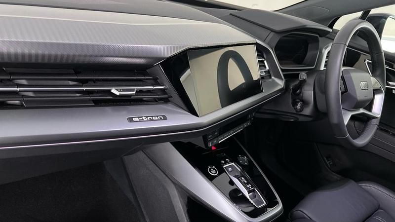 Used Audi Q4 e-tron Sport 210 kW (286 HP) 2025 Purple SUV