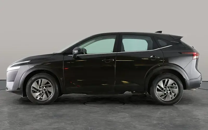 Used Nissan Qashqai Acenta Premium 140 HP (102 kW) 2023 Black SUV