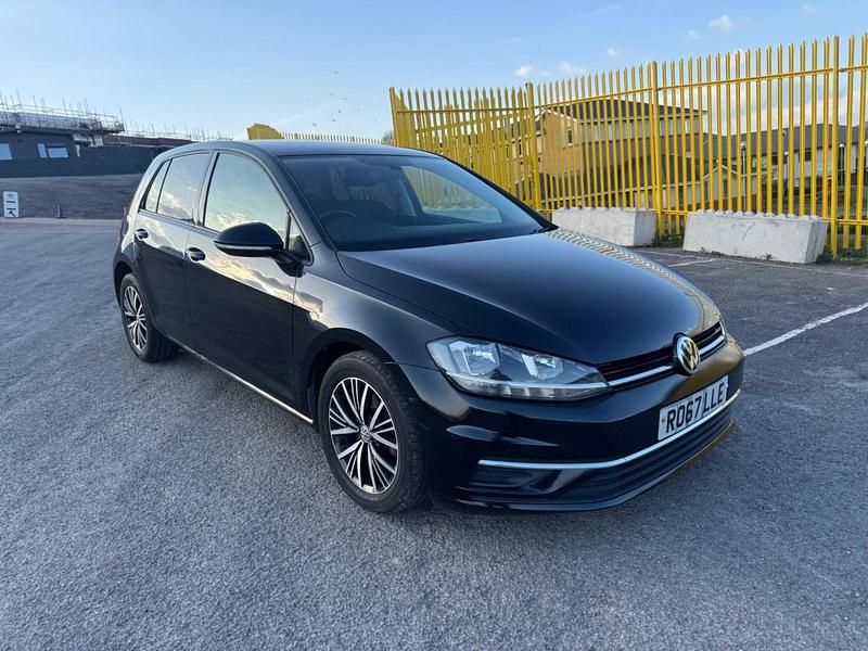 Używany VW Golf VII SE 115 KM (84 kW) 2017 Czarny Hatchback
