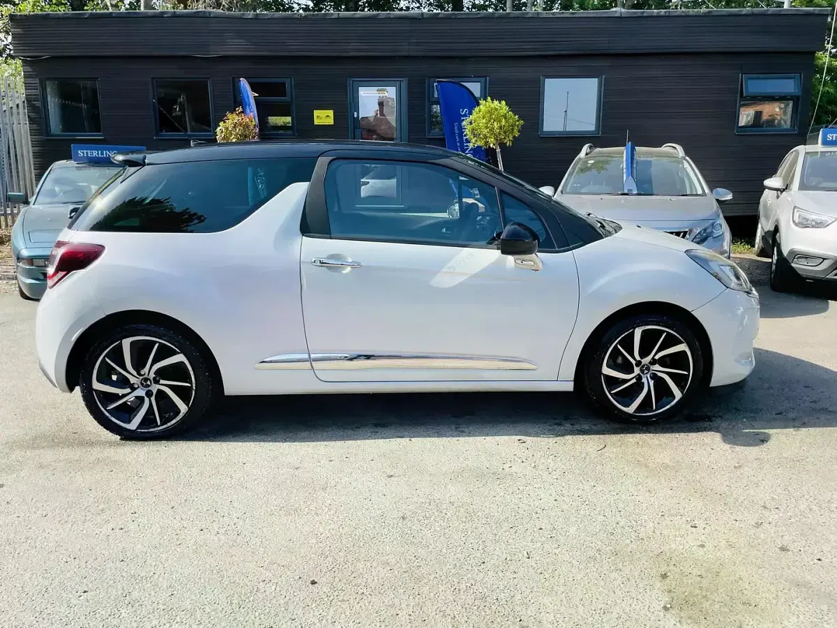 Used DS Automobiles DS3 Prestige 2016 White Hatchback