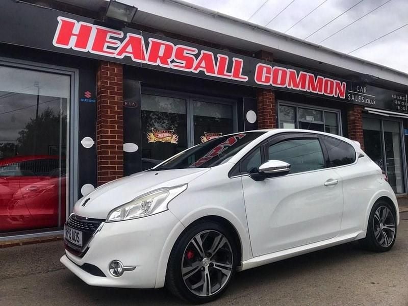 Used Peugeot 208 GTi 200 HP (147 kW) 2013 White Hatchback