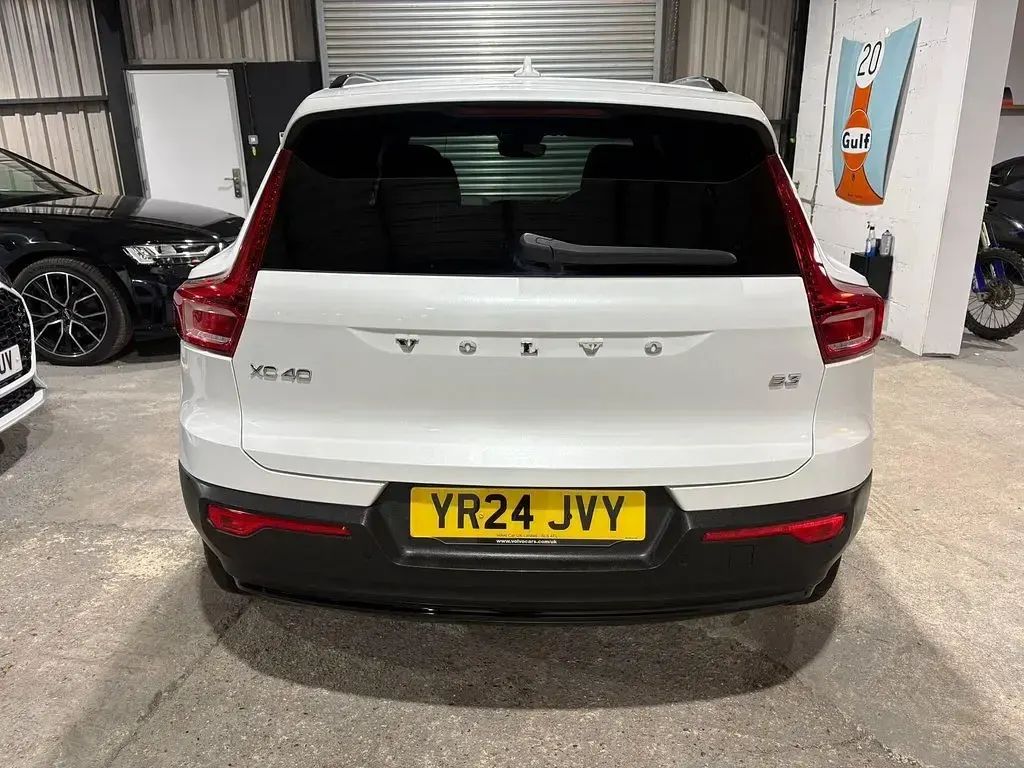 Used Volvo XC40 2024 White SUV