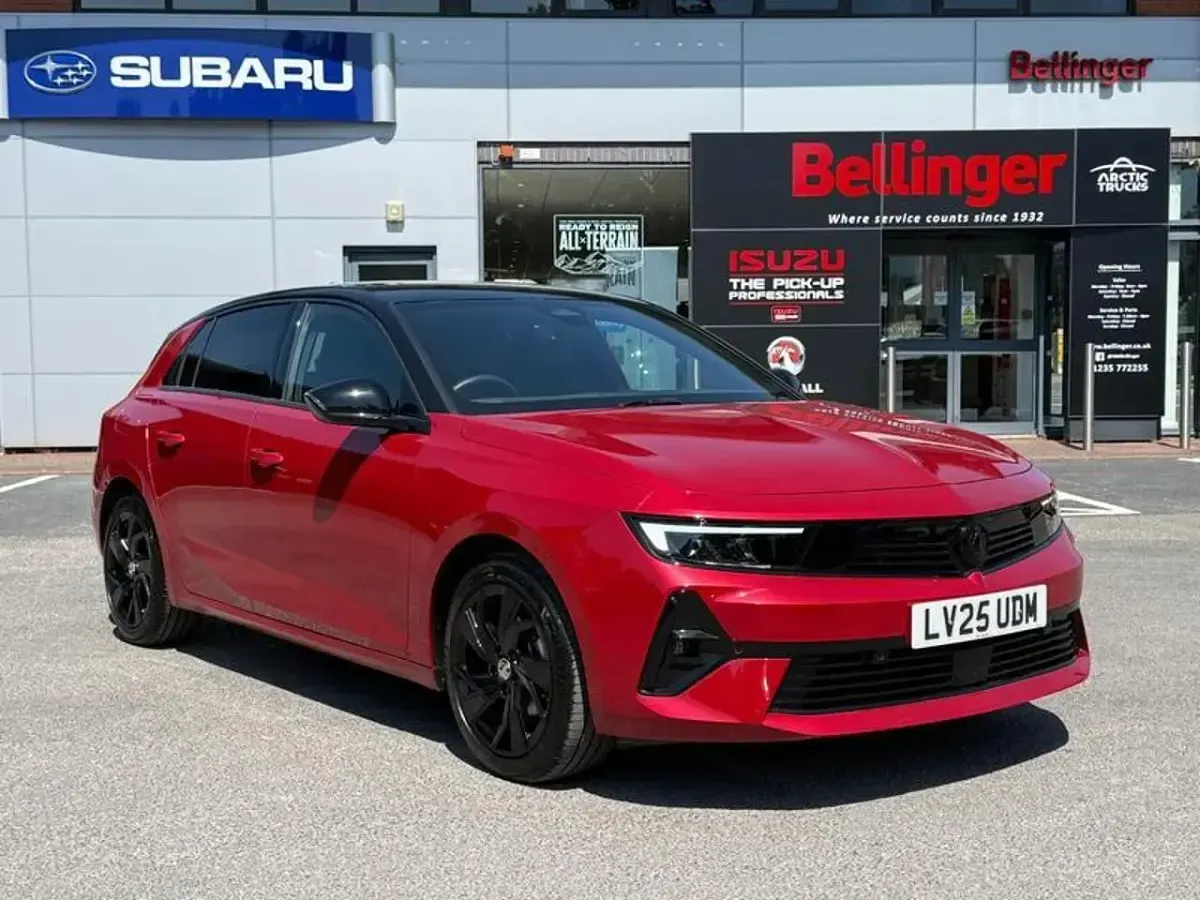 Used Vauxhall Astra S 128 HP (94 kW) 2025 Red Hatchback