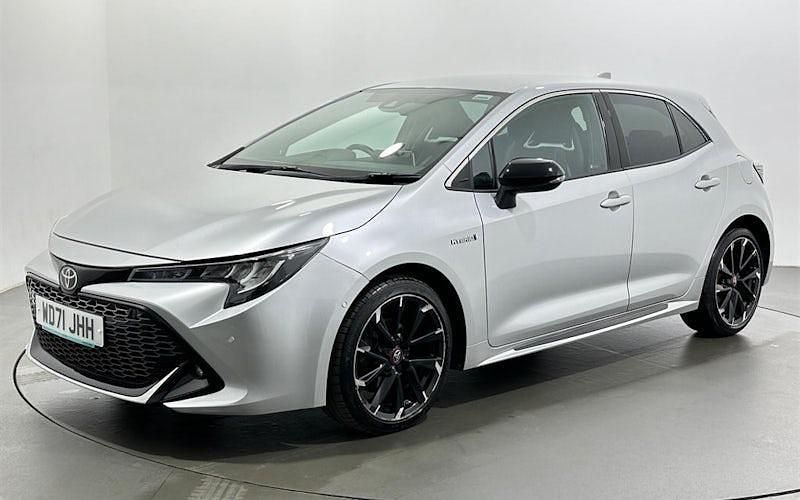 Used Toyota Corolla Sport 122 HP (89 kW) 2022 Silver Hatchback