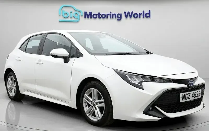 Used Toyota Corolla 122 HP (89 kW) 2022 Hatchback