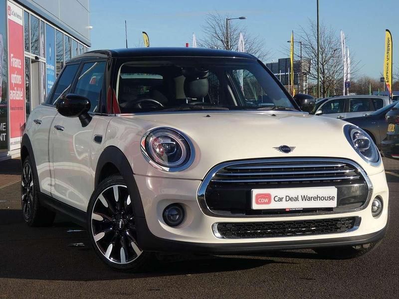 White Used 2020 Mini Cooper Exclusive Hatchback | £12,798 (Fair price) - Image 1/4