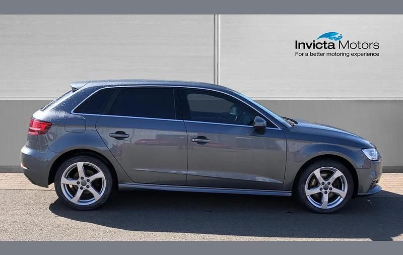 Used Audi A3 e-tron Advanced 204 HP (150 kW) 2020 Grey Hatchback