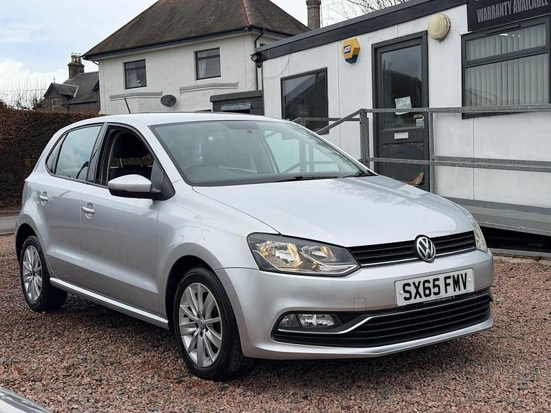 Usado VW Polo SE 75 HP (55 kW) 2015 Prateado Citadino