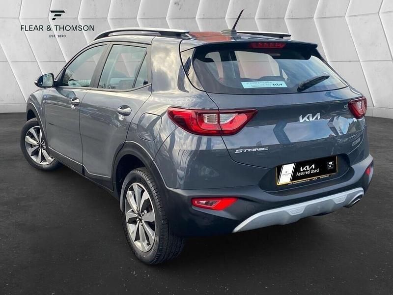 Used Kia Stonic 100 HP (73 kW) 2023 Grey SUV