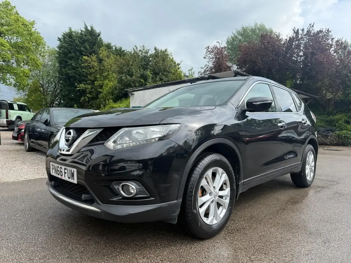 Used Nissan X-Trail Acenta 163 HP (119 kW) 2016 Black SUV