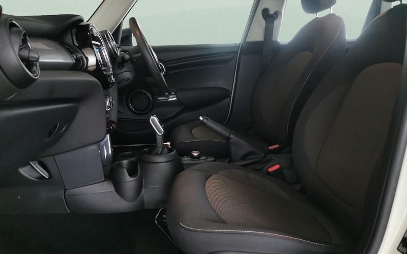 Used Mini Cooper Classic 136 HP (100 kW) 2020 Hatchback