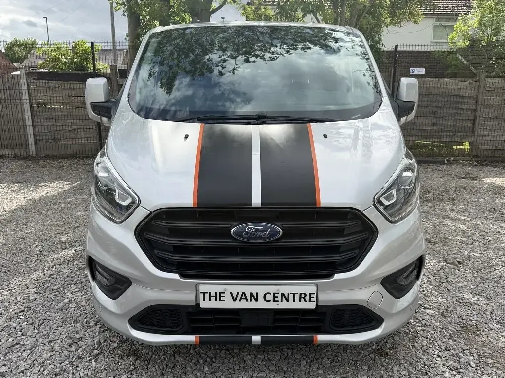 Used Ford Transit Custom Sport 185 HP (136 kW) 2020 Silver Van