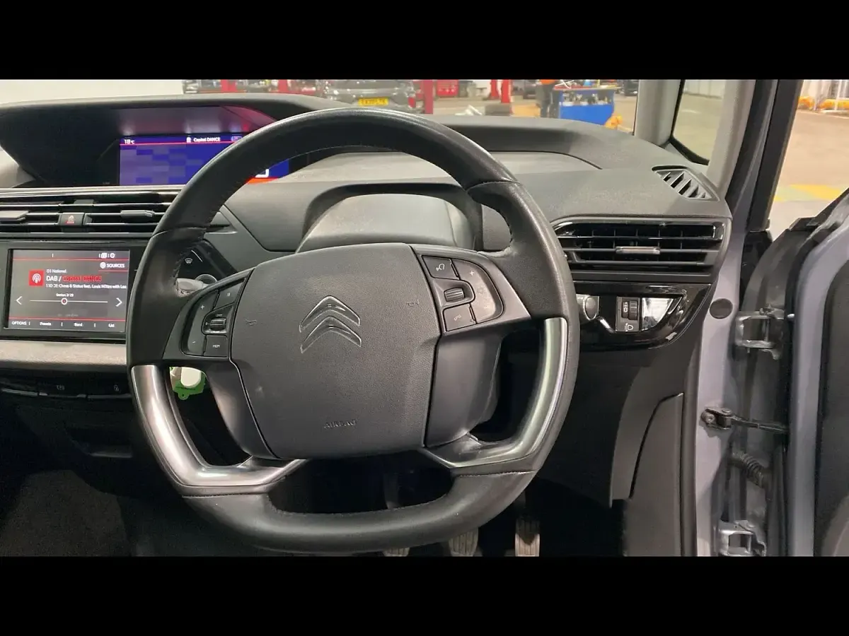 Used Citroën Grand C4 Picasso Live 130 HP (95 kW) 2021 Grey MPV