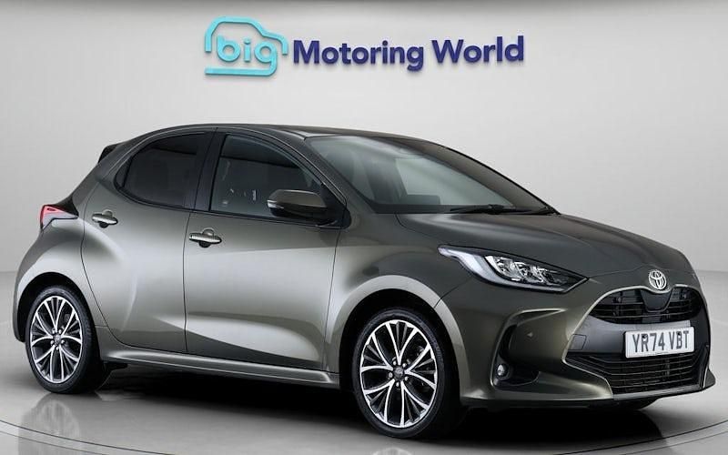 Used Toyota Yaris Hybrid 116 HP (85 kW) 2024 Bronze Hatchback