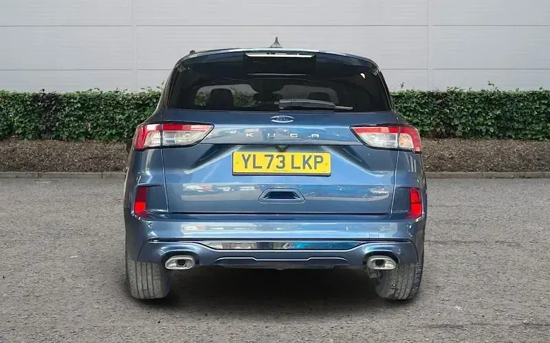 Second-hand Ford Kuga ST-Line 190 CP (139 kW) 2023 Albastru SUV