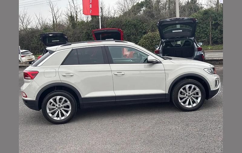 Used VW T-Roc Match 113 HP (83 kW) 2024 Grey SUV