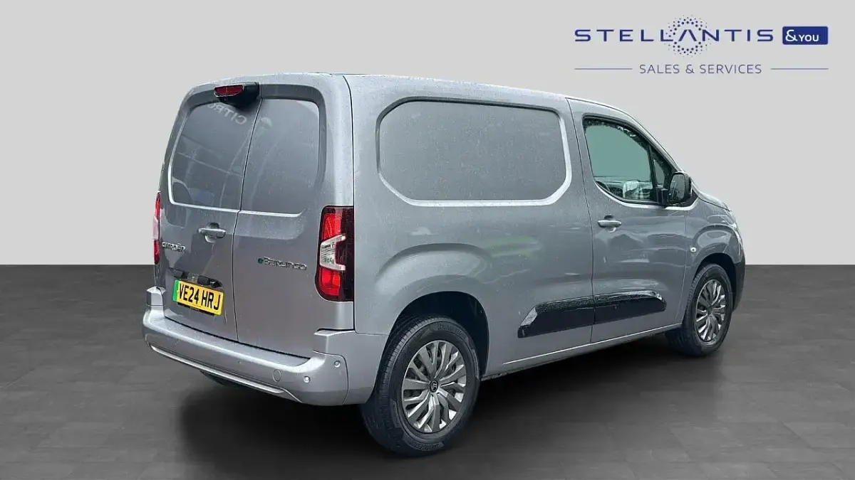 Used Citroën Berlingo 98 kW (134 HP) 2024 Grey MPV