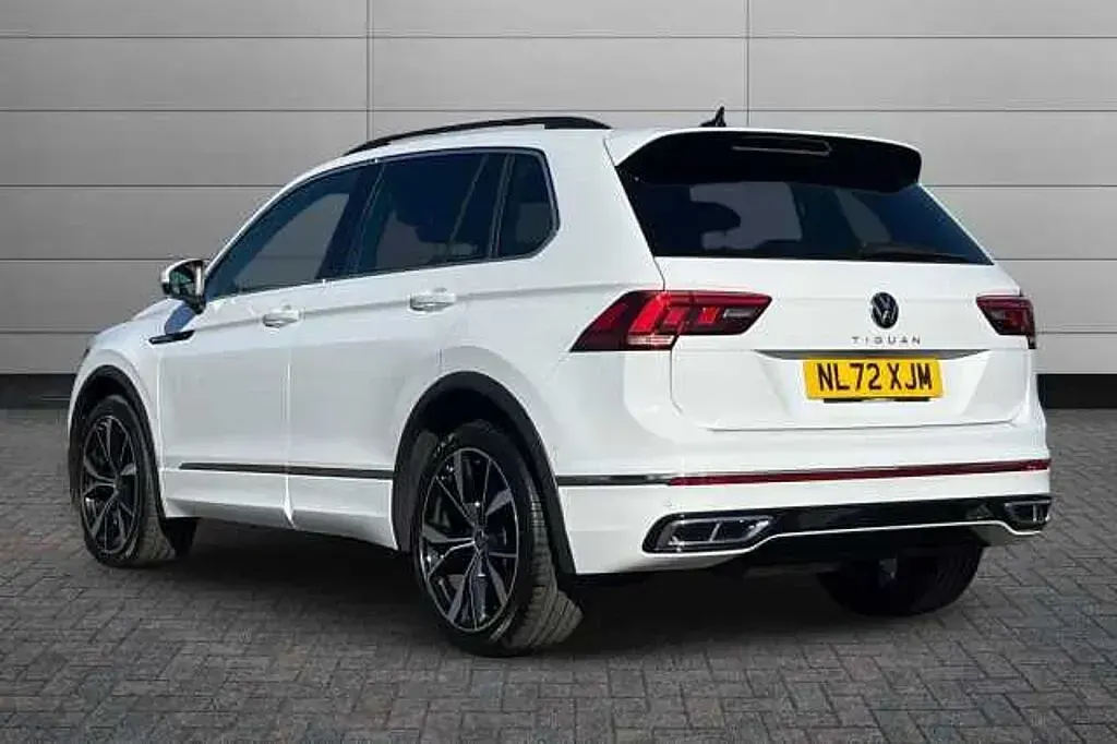 Used VW Tiguan R-line 150 HP (110 kW) 2022 White SUV
