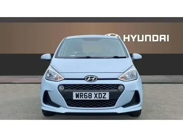 Used Hyundai i10 SE 67 HP (49 kW) 2018 Grey Hatchback