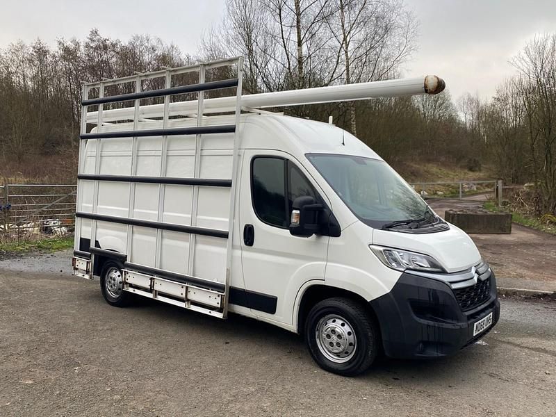 Used Citroën Relay 130 HP (95 kW) 2019 White Van