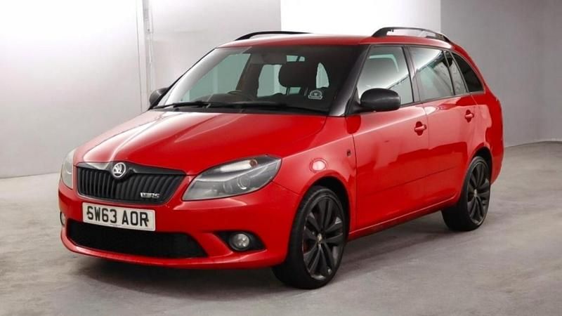 Begagnad Skoda Fabia vRS 180 HK (132 kW) 2013 Röd Kombi