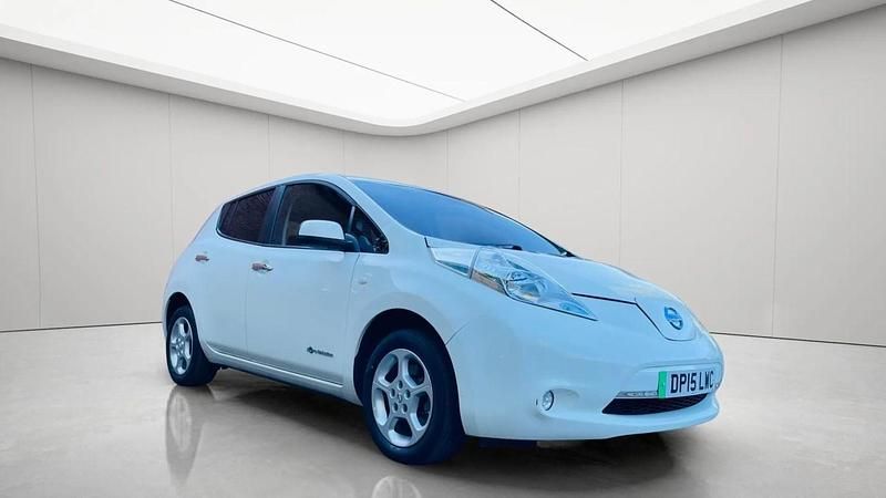 Usado Nissan Leaf Acenta 80 kW (109 HP) 2015 Branco Citadino