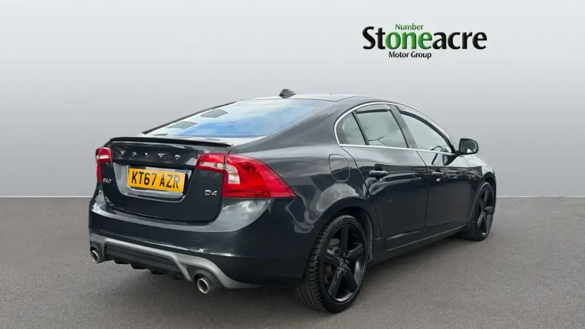 Used Volvo S60 R-Design 188 HP (138 kW) 2018 Sedan