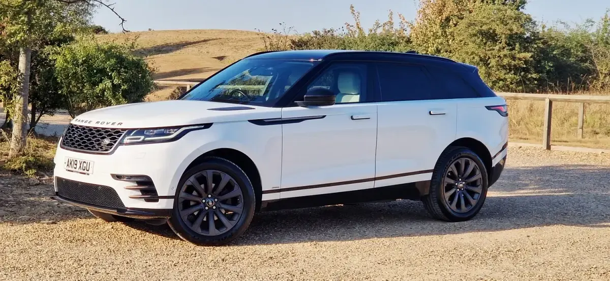 Used Land Rover Range Rover Velar SE Dynamic 179 HP (131 kW) 2019 White SUV