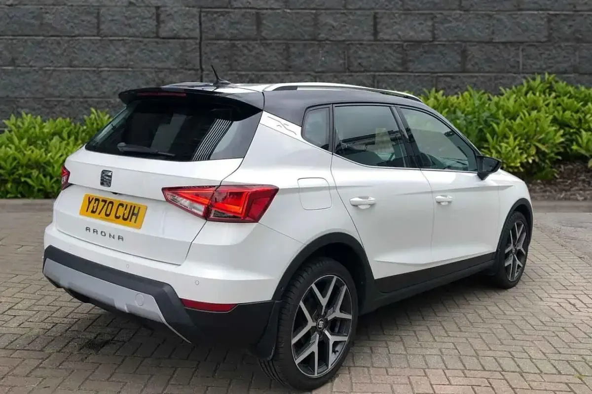Used Seat Arona XCELLENCE Lux 94 HP (69 kW) 2020 White SUV