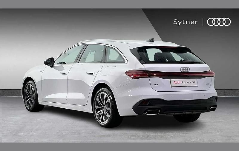 Used Audi A5 Advanced 295 HP (216 kW) 2025 White Estate