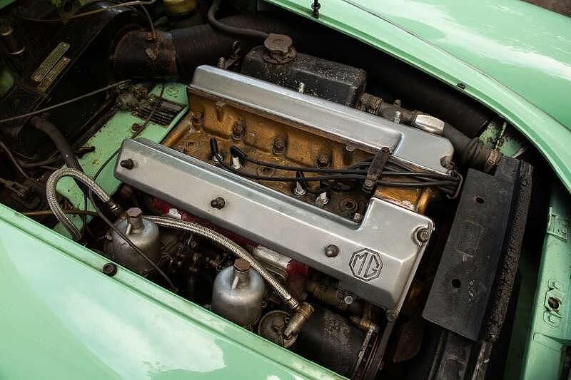 Image 3/4