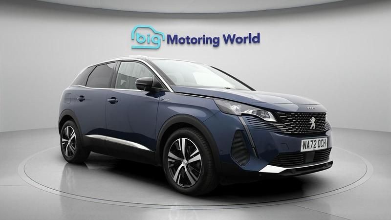Used Peugeot 3008 GT 300 HP (220 kW) 2022 Blue Hatchback
