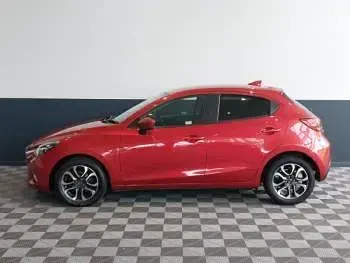 Used Mazda 2 Inclusive 90 HP (66 kW) 2018 Red Hatchback