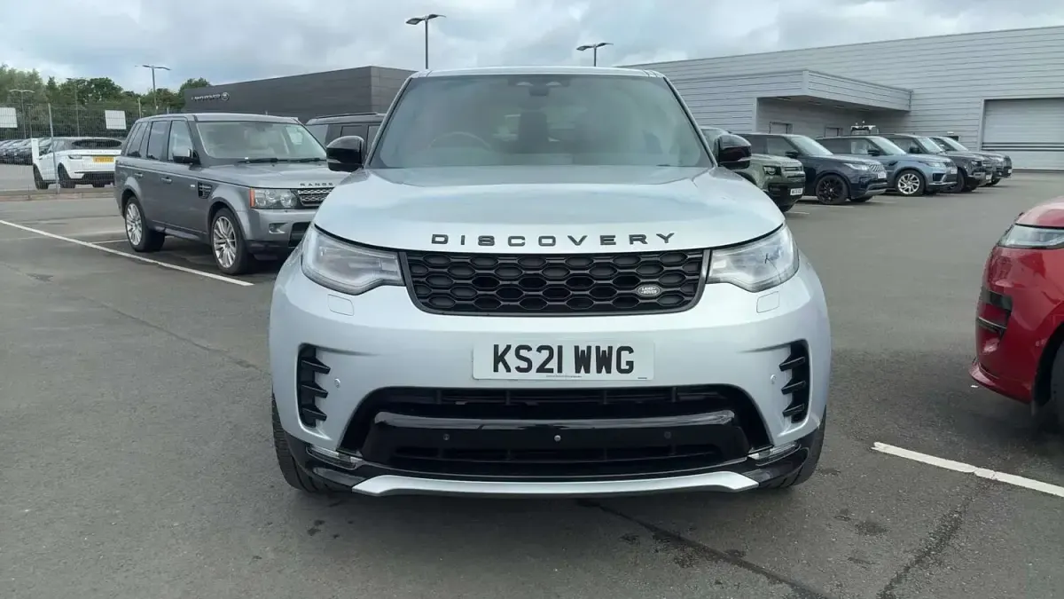 Used Land Rover Discovery HSE Dynamic 296 HP (217 kW) 2021 Silver SUV