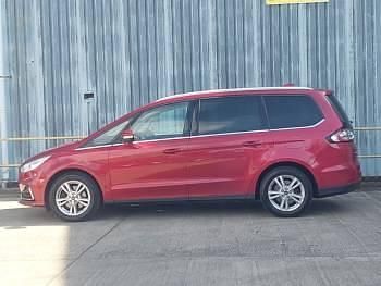 Usado Ford Galaxy Titanium 150 HP (110 kW) 2021 Vermelho Monovolume