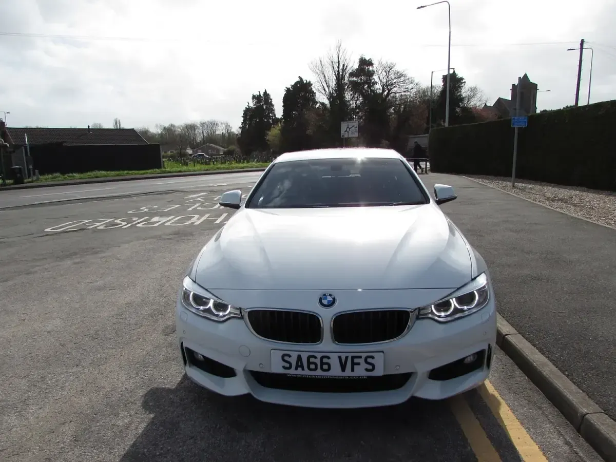Used BMW 420 Coupé M Sport 2016 White Coupe