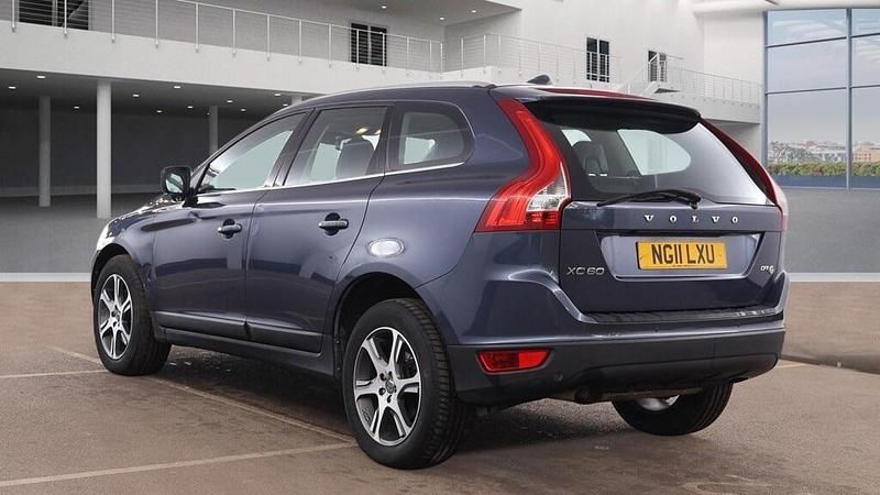Used Volvo XC60 SE Lux 2011 Blue SUV