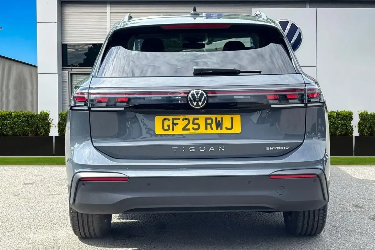 Used VW Tiguan Match 204 HP (150 kW) 2025 Grey SUV