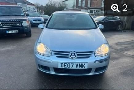 Begagnad VW Golf V Match 2007 Silver Halvkombi