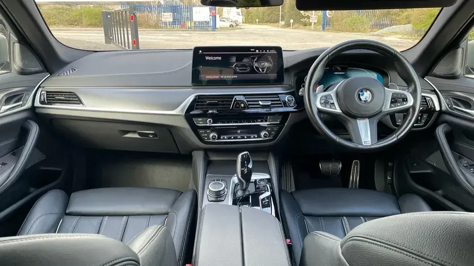 Usado BMW M550 Shadowline 530 CV (389 kW) 2022 Azul Berlina