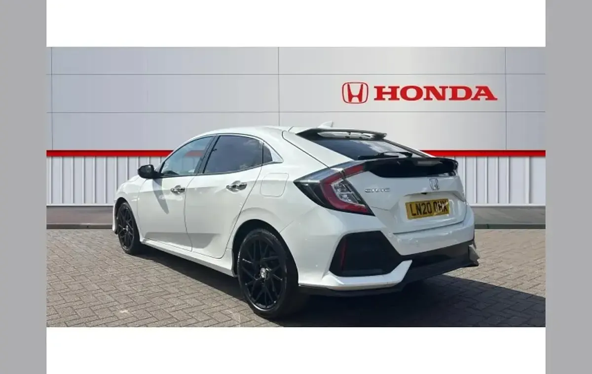 Used Honda Civic Prestige 180 HP (132 kW) 2020 White Hatchback