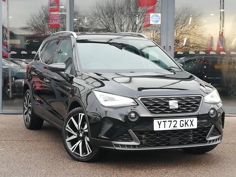 Black Used 2022 Seat Arona FR SUV | £13,998 (Fair price) - Image 1/4