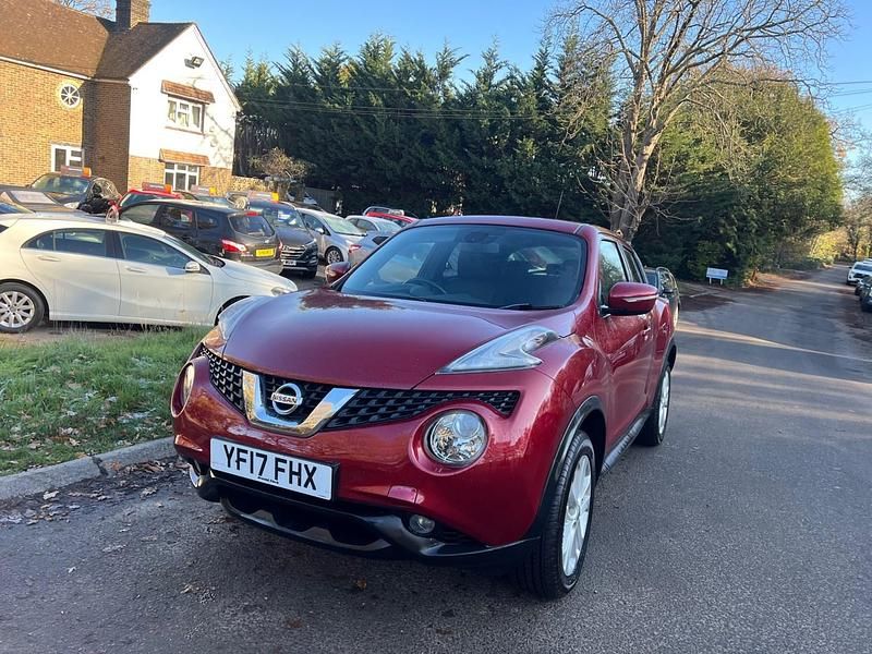 Używany Nissan Juke N-Connecta 110 KM (80 kW) 2017 Czerwony SUV
