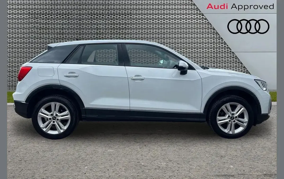 Used Audi Q2 Sport 147 HP (108 kW) 2022 White SUV
