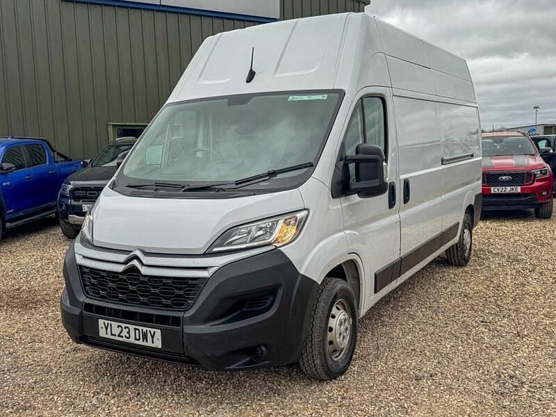 Used Citroën Relay 140 HP (102 kW) 2023 White Van