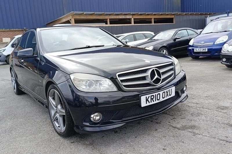 Used Mercedes C180 156 HP (114 kW) 2010 Black Sedan