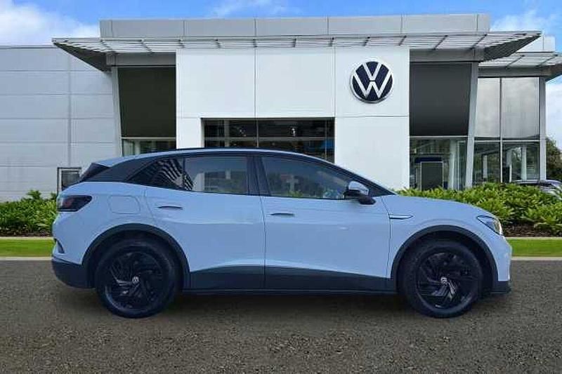 Used VW ID.4 Pure 108 kW (148 HP) 2022 White SUV