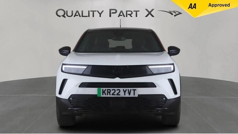 Used Vauxhall Mokka SRi 100 kW (136 HP) 2022 White SUV