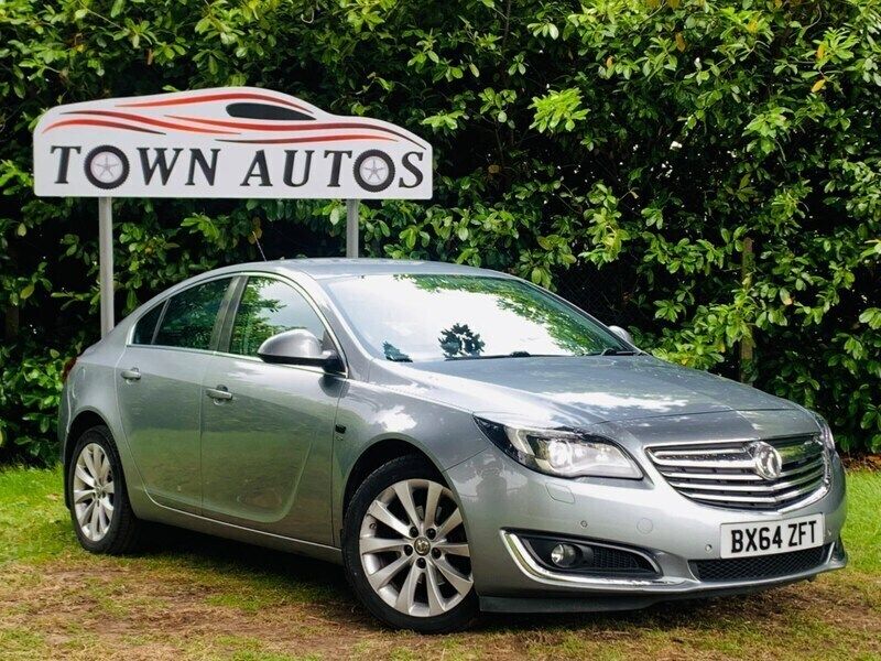 Silver Used 2014 Vauxhall Insignia Elite Hatchback | £3,190 (Good price) - Image 1/3