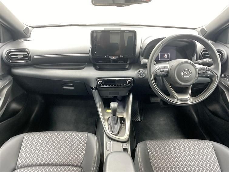 Begagnad Mazda 2 Homura-Line 2025 Röd Halvkombi